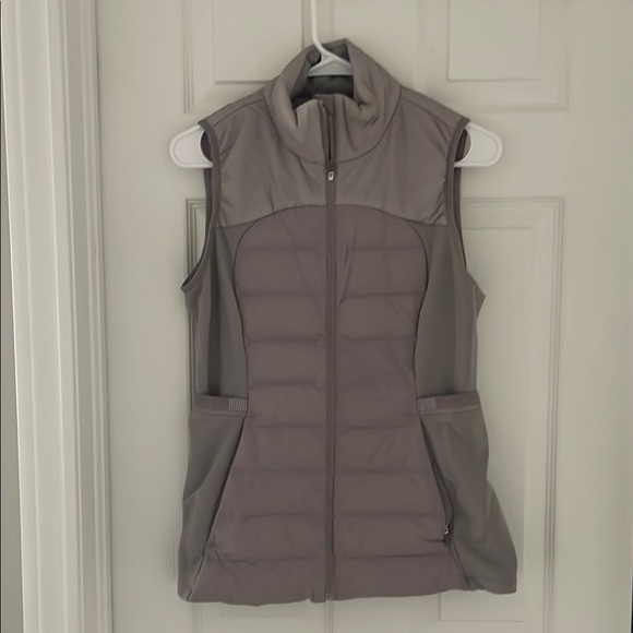 Jackets & Blazers - Gray Quilted Puffer Vest with Stretch Panels